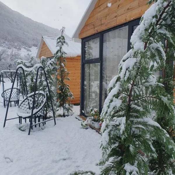 Boga Cabins, hotel en Bogë