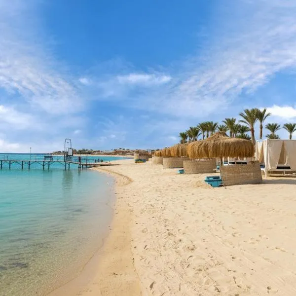 Protels Beach Club & SPA โรงแรมในมาร์ซาอลามซิตี้