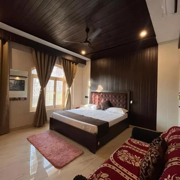 Chhaya Niketan Home Stay, hotel a Ayodhya