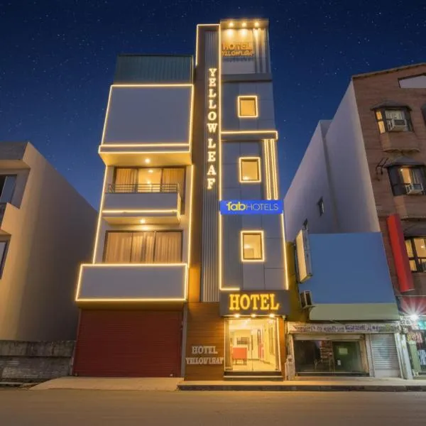 FabHotel Yellow Leaf, hotel v destinácii Ludhiana