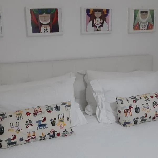 CIVICO 16A - Apartment - with private parking, hotel en Quartu SantʼElena