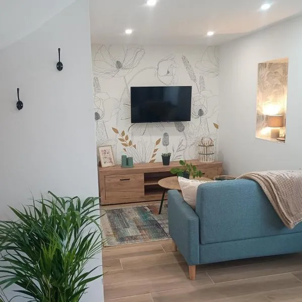 Gîte charmant typique Breton Ti Quévran, khách sạn ở Pordic