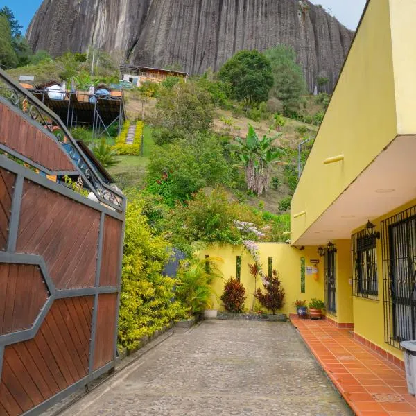 Hermosa casa de campo en GUATAPÉ，位于瓜塔佩的酒店