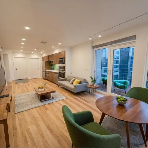 Glamorous KTown Boutique Residences with Rooftop view, hotel a Los Angeles