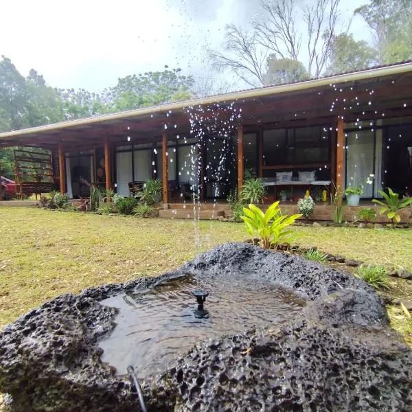 PrideNativo Suites Rapa Nui，位于安加罗阿的酒店