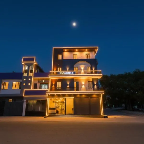 FabHotel Globe Inn, hotel in Ludhiana