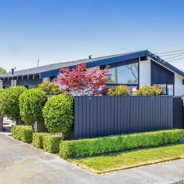 Modern Two-Bedroom Home in Merivale, hotel in Christchurch