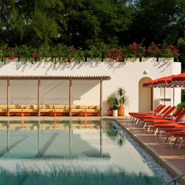 The Standard, Pattaya Na Jomtien, hotel in Na Jomtien