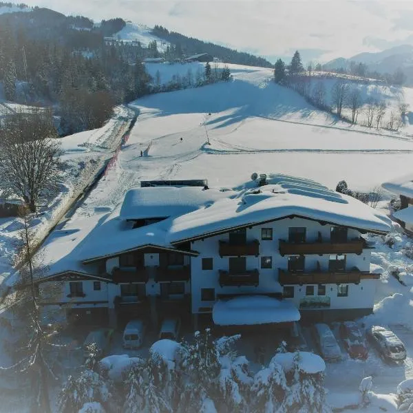 Alpenhotel Landhaus Küchl, hotel a Kirchberg in Tirol