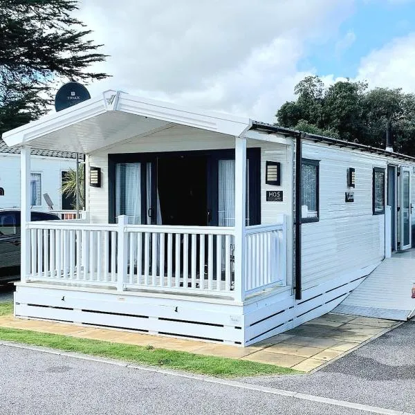 H05 Par Sands, hotel in Tywardreath