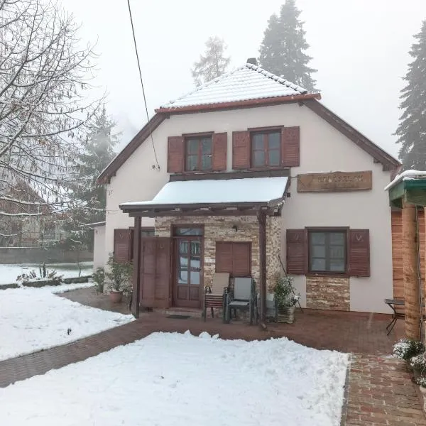 Hétházpuszta Erdészlak, hotel v destinaci Isztimér