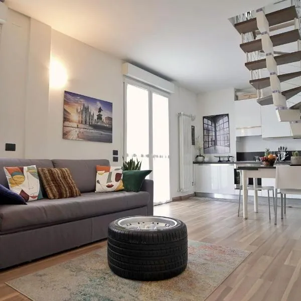 Palazzo Candiani - Stylish Apartments steps from PoliMi Bovisa Campus by Rentopolis, hotel i Milano