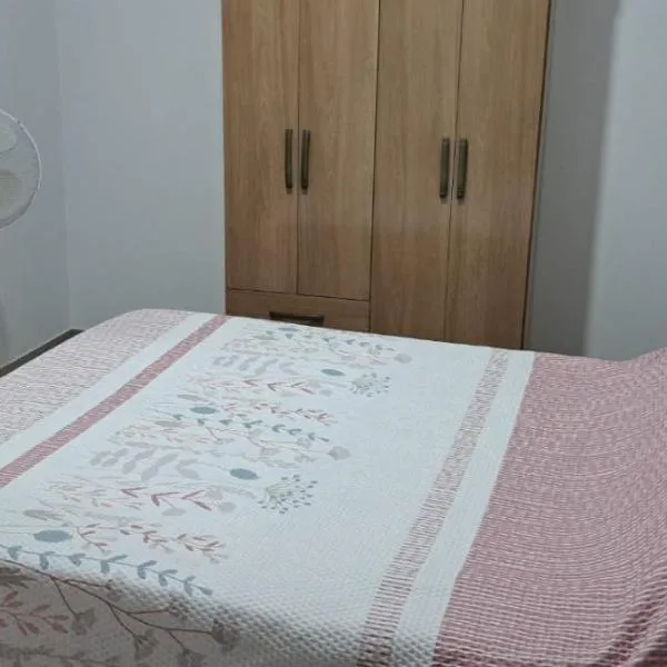 Casa Flor Apartment, hotell i Ribeira Grande