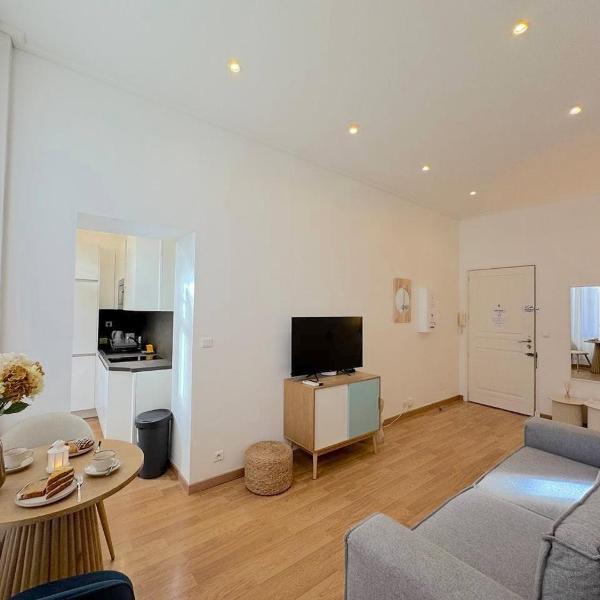 ⁂ Appartement cosy avec balcon 300m de la plage, Nice