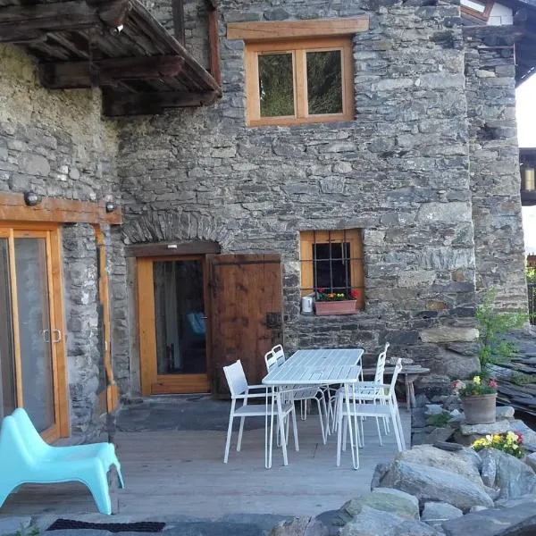 Maison de village 4 à 6 personnes, hotel en Bourg-Saint-Maurice