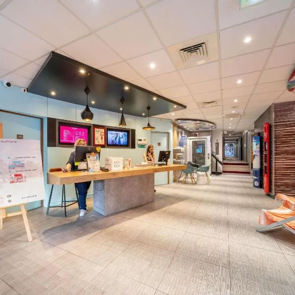 ibis Antibes Sophia-Antipolis, hotel v destinaci Valbonne