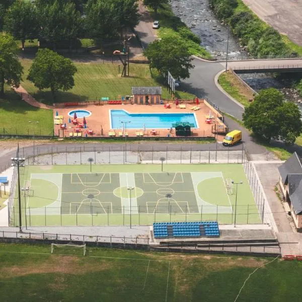 HolaCamp Aran Aventura, Hotel in Les