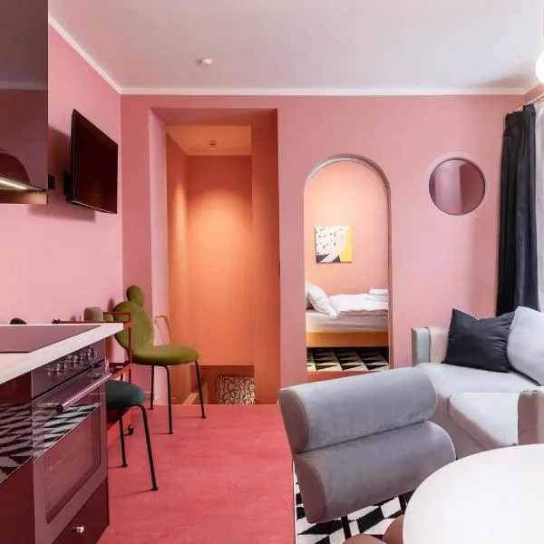 Memphis Design Loft Duplex -40sqm- near Antonplatz, hotel en Berlín