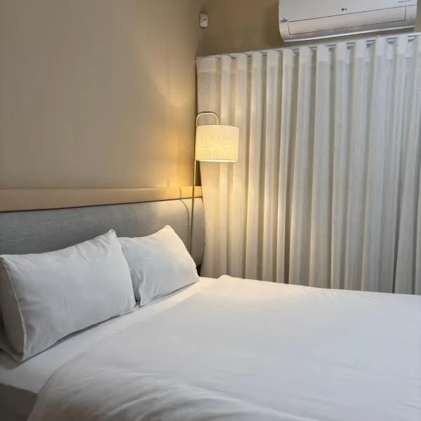 The Onyx Luxury Apartment, hotel in Windhoek