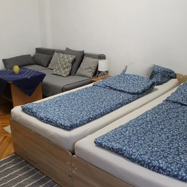 Fecske Apartman, Hotel in Szolnok