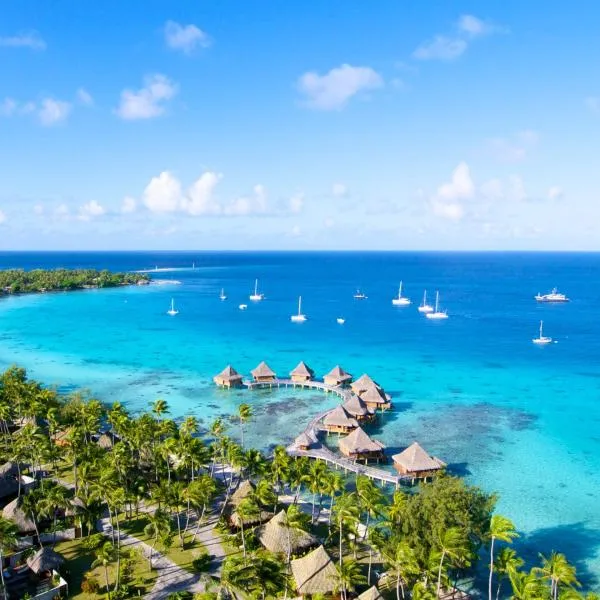 Hotel Kia Ora Resort & Spa, hotel v Avatoru