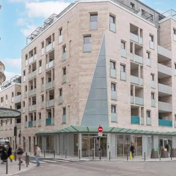 Quality Suites Pau Porte des Pyrenees, hotel in Pau