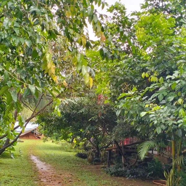 Ratanakiri Farmhouse & Trekking, ξενοδοχείο σε Banlung