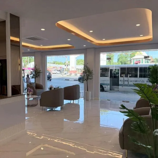 Lopburi Sity hotel โรงแรมลพบุรี ซิตี้, hotel en Lopburi
