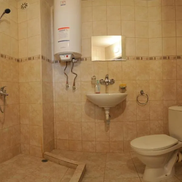 Family Hotel Prolet, hotel in Shumen