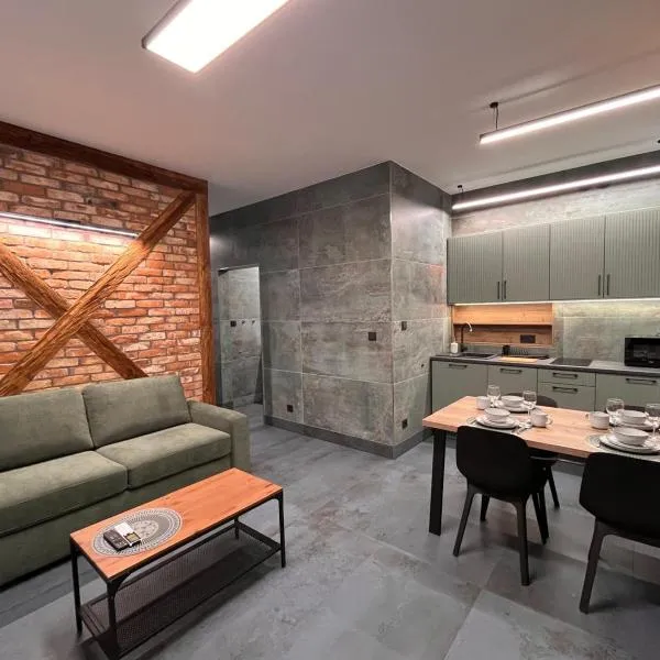 Pod Palmami, hotel en Hel