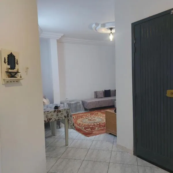 Location saisonnière entre mer, forêt et calme, Hotel in Raʼs al Jabal