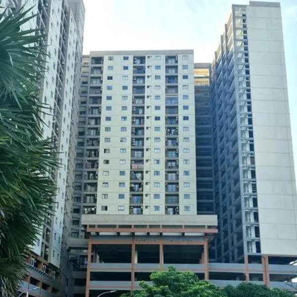 Oval Deck、Yakbeddaのホテル