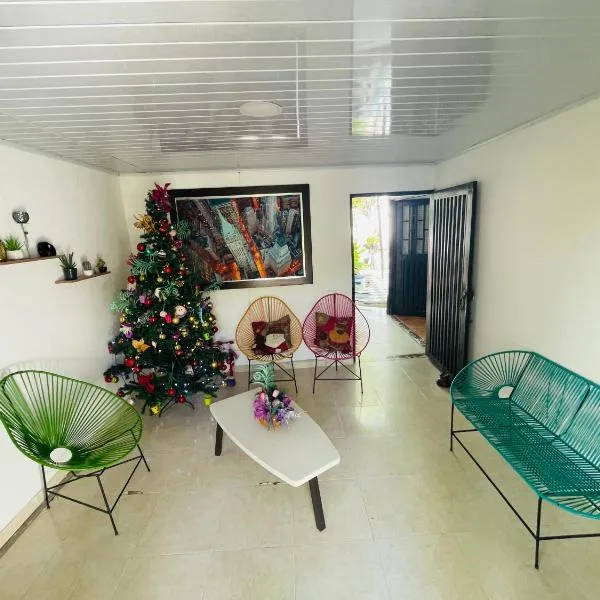 EL NOPAL Hostal, hotel in Polonia