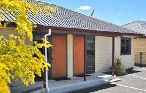 Woodbourne Tavern and Motel, hotel a Renwick