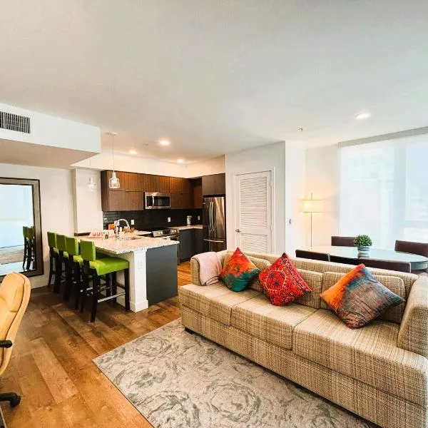 Boutique KTown Stays With Breathtaking Rooftop Views, hotel a Los Angeles