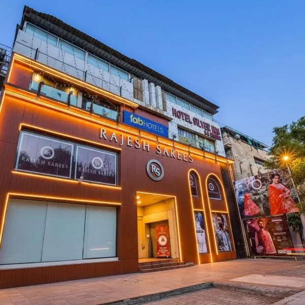 FabHotel Silver Inn - CG road, hotel v destinaci Ahmadábád