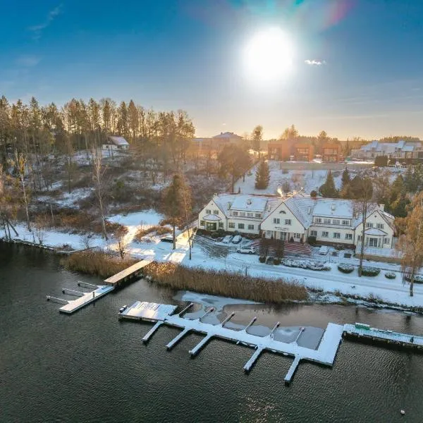 Amax Boutique Hotel, hotel in Mikołajki