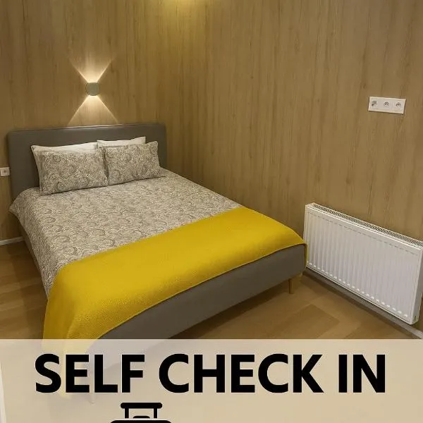 15 New Airport Apartment, hotel em Vilnius