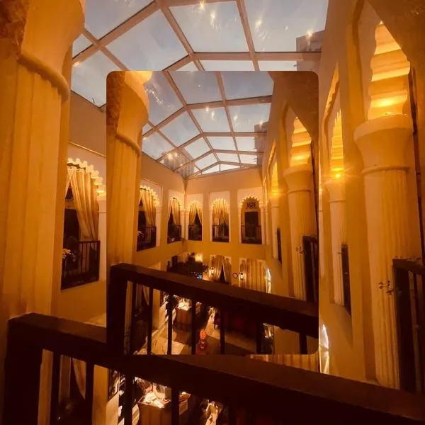 Ahmadia Heritage Hiba Guest House - Built in 1916 - Al Ras Metro Station,位于迪拜的酒店