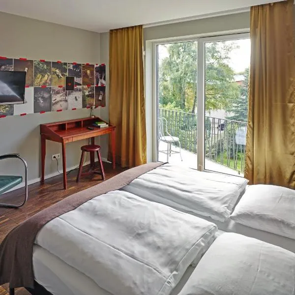Das kleine Schwarze - Bed & Breakfast – hotel w mieście Hamburg