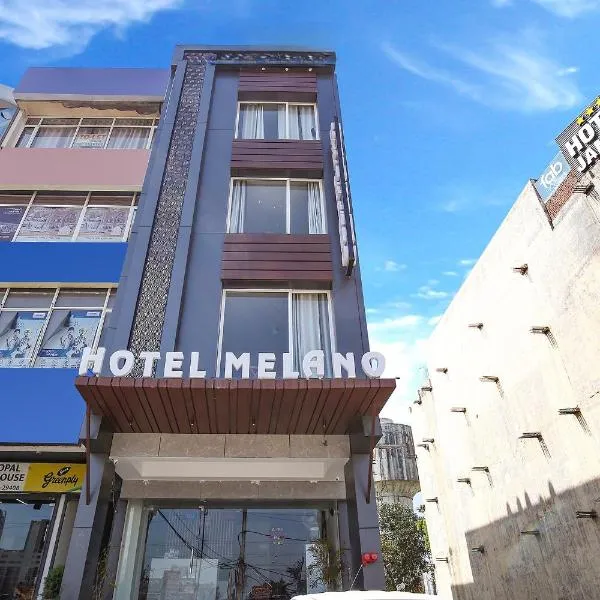 Hotel Melano Ambala Chandigarh Rd Zirakpur SkyJumper park, hotel em Zirakpur