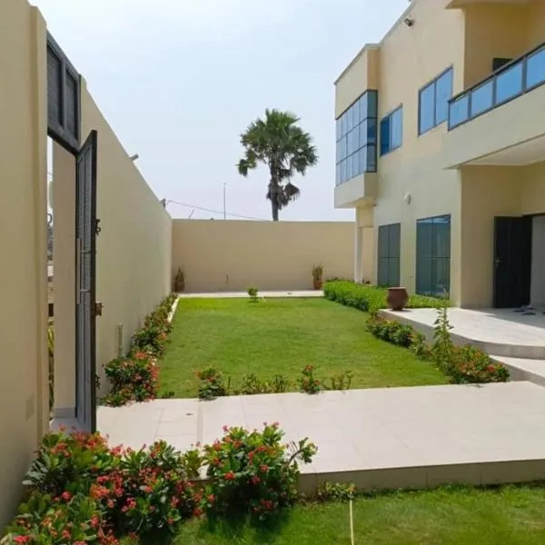 Douce vie, hotel en Cotonú