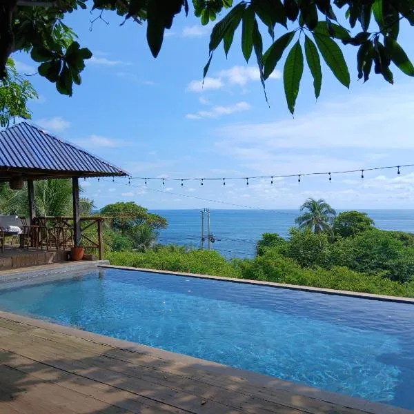 El Xalli Hotel, hotel v destinaci El Zonte