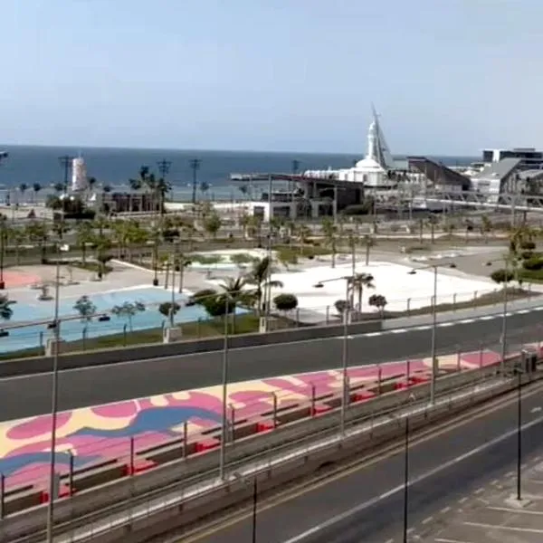 شقة فندقية مطله على البحر Hotel apartment with sea view，吉達的飯店