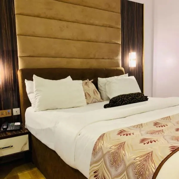 De Bay Lux Hotel & Suites, Lekki, Lagos, hotel a Maiyegun