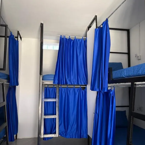 David's Hostel & Restaurant，位于Koh Rong的酒店