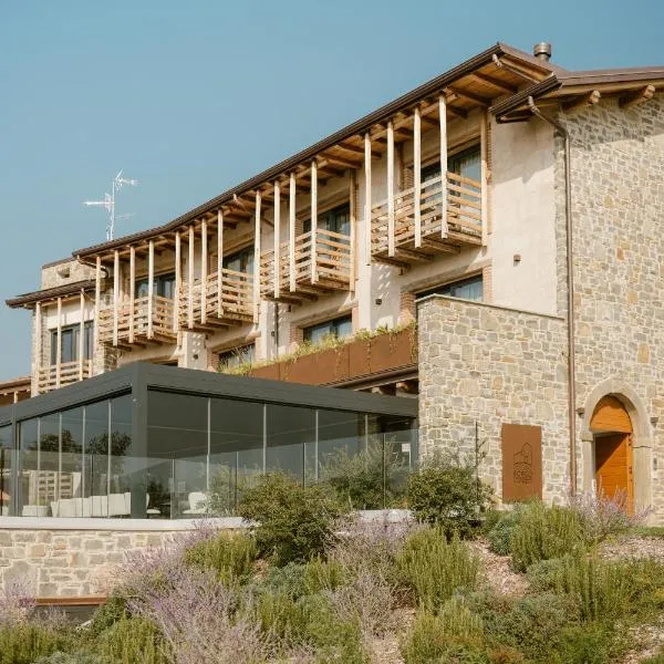 Borgo Capietaglio Wine Resort, hotel Gromlongóban