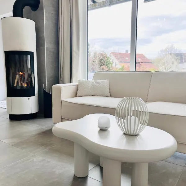 Apartment LilaMoon Unna by Dortmund Airport, Netflix, Disney plus inklusive, hotel en Unna