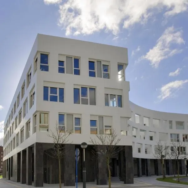 Apartamentos Irenaz, hotel v destinaci Vitoria-Gasteiz
