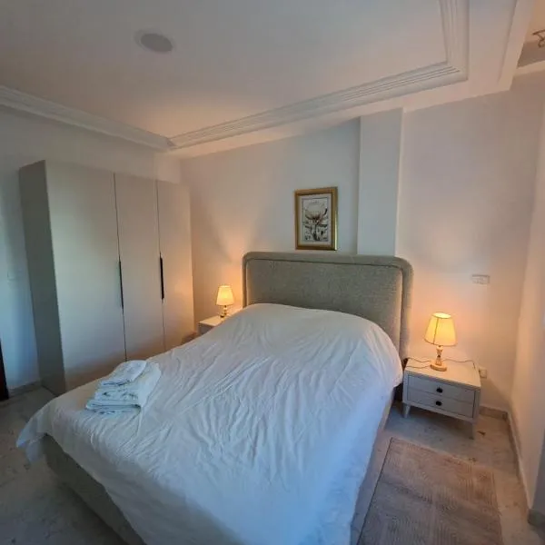 Lac 2 Luxury apartment C, hotelli kohteessa Tunis